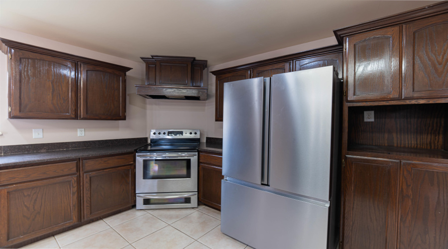 8710 Allegheny St, Laredo, Texas 78045, 4 Bedrooms Bedrooms, 5 Rooms Rooms,2 BathroomsBathrooms,Residential,For Sale,8710 Allegheny St,20263219