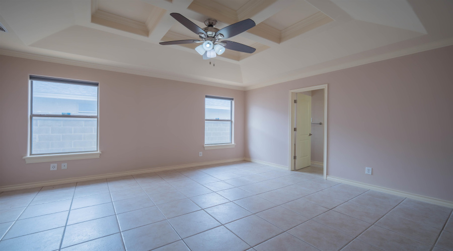 8710 Allegheny St, Laredo, Texas 78045, 4 Bedrooms Bedrooms, 5 Rooms Rooms,2 BathroomsBathrooms,Residential,For Sale,8710 Allegheny St,20263219