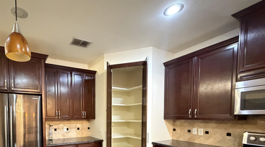 180 Lake Carnegie Ct., Laredo, Texas 78041, 3 Bedrooms Bedrooms, 3 Rooms Rooms,1 BathroomBathrooms,Residential,For Rent,180 Lake Carnegie Ct.,20263221