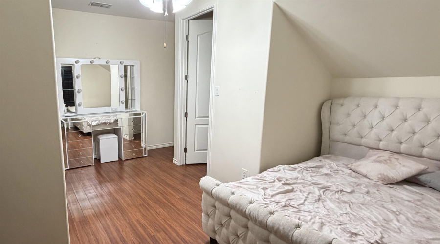 180 Lake Carnegie Ct., Laredo, Texas 78041, 3 Bedrooms Bedrooms, 3 Rooms Rooms,1 BathroomBathrooms,Residential,For Rent,180 Lake Carnegie Ct.,20263221
