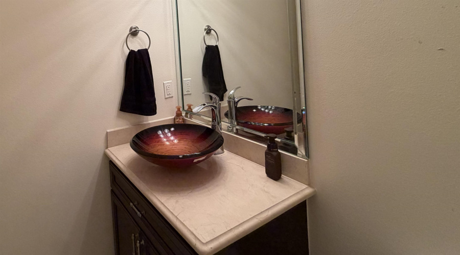 180 Lake Carnegie Ct., Laredo, Texas 78041, 3 Bedrooms Bedrooms, 3 Rooms Rooms,1 BathroomBathrooms,Residential,For Rent,180 Lake Carnegie Ct.,20263221
