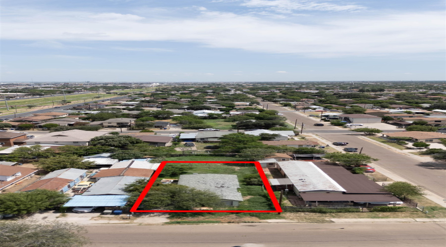 404 W Locust St, Laredo, Texas 78040, 1 Bedroom Bedrooms, 3 Rooms Rooms,1 BathroomBathrooms,Residential,For Sale,404 W Locust St,20263223