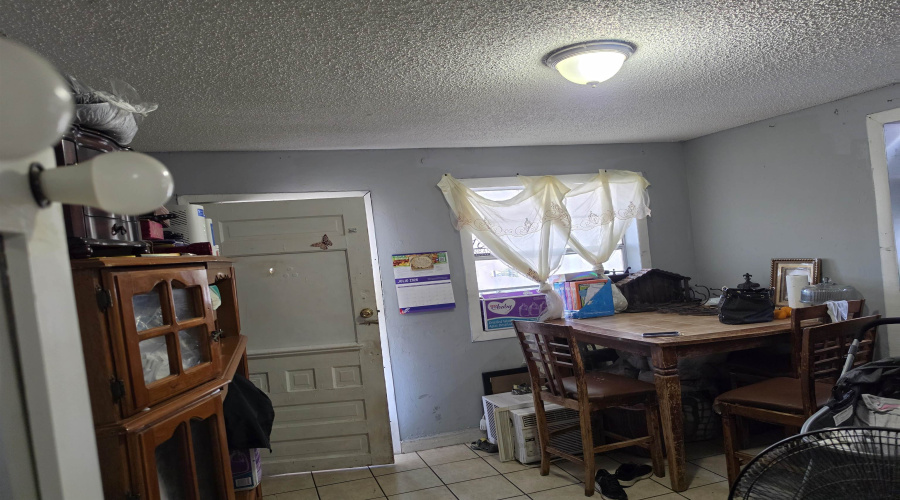 2012 Matamoros St, Laredo, Texas 78040, ,Multi-family,For Sale,2012 Matamoros St,20263225