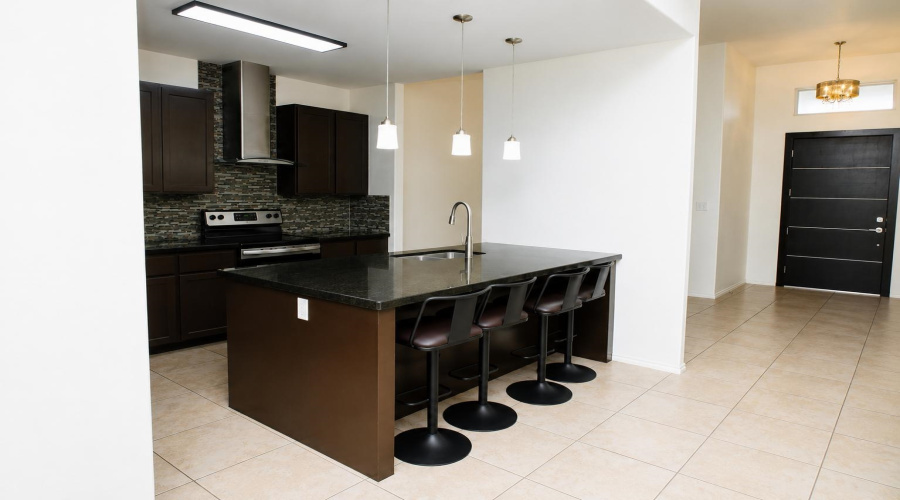 9808 Aziz St., LAREDO, Texas 78045, 3 Bedrooms Bedrooms, 6 Rooms Rooms,2 BathroomsBathrooms,Residential,For Sale,9808 Aziz St.,20263232