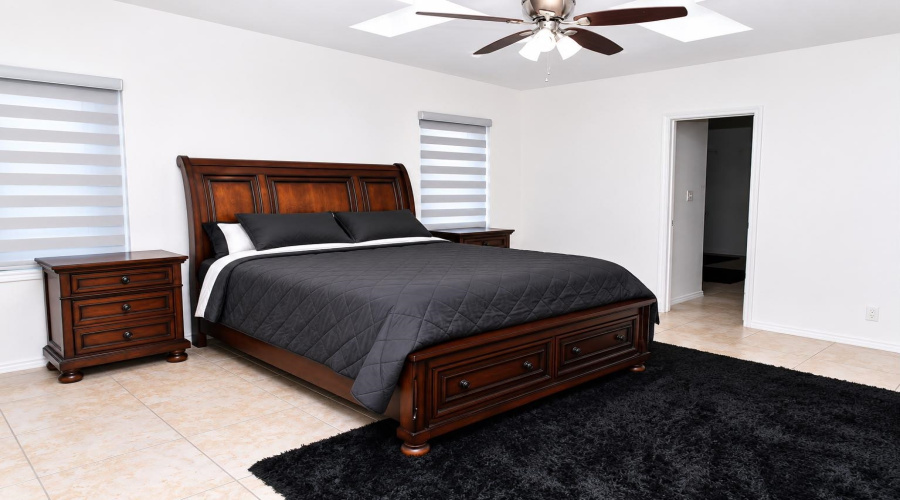 9808 Aziz St., LAREDO, Texas 78045, 3 Bedrooms Bedrooms, 6 Rooms Rooms,2 BathroomsBathrooms,Residential,For Sale,9808 Aziz St.,20263232