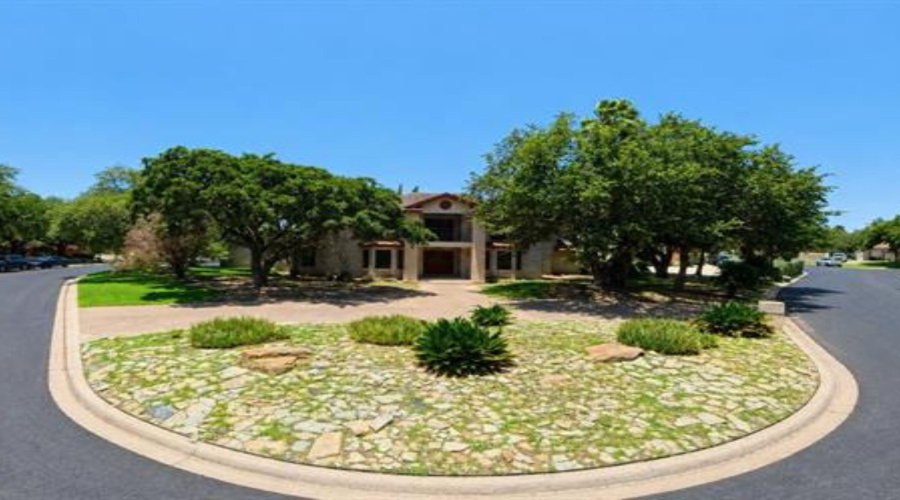 1505 Palmer Dr, Laredo, Texas 78045, 5 Bedrooms Bedrooms, 11 Rooms Rooms,6 BathroomsBathrooms,Residential,For Sale,1505 Palmer Dr,20263233