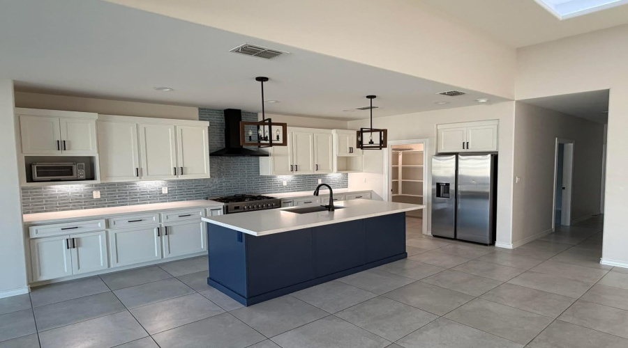 502 Journey Loop, Laredo, Texas 78045, 3 Bedrooms Bedrooms, 6 Rooms Rooms,3 BathroomsBathrooms,Residential,For Sale,502 Journey Loop,20263237