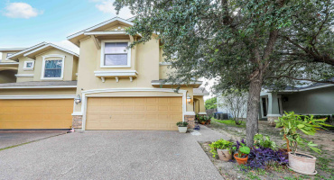 9310 Albany Dr, Laredo, Texas 78045, 3 Bedrooms Bedrooms, 5 Rooms Rooms,2 BathroomsBathrooms,Residential,For Sale,9310 Albany Dr,20263238