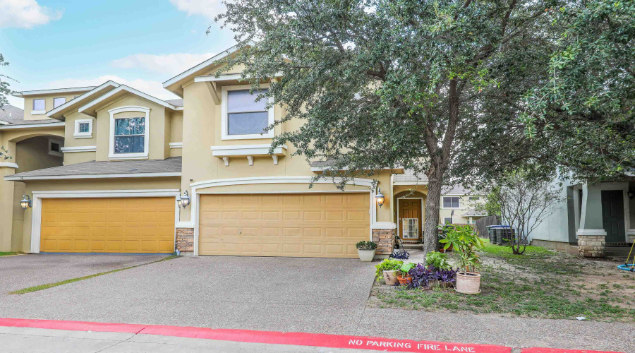 9310 Albany Dr, Laredo, Texas 78045, 3 Bedrooms Bedrooms, 5 Rooms Rooms,2 BathroomsBathrooms,Residential,For Sale,9310 Albany Dr,20263238