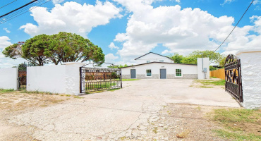 2218 Burnside St, Laredo, Texas 78040, ,Multi-family,For Sale,2218 Burnside St,20263240