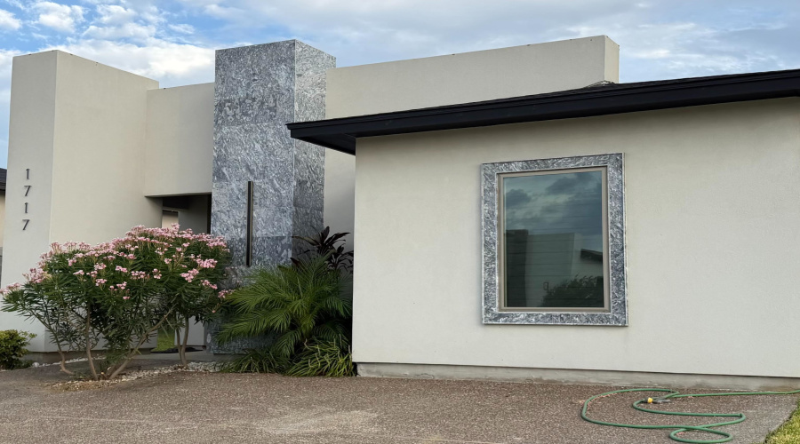 1717 Fresnillo Dr., Laredo, Texas 78046, 3 Bedrooms Bedrooms, 5 Rooms Rooms,2 BathroomsBathrooms,Residential,For Rent,1717 Fresnillo Dr.,20263243