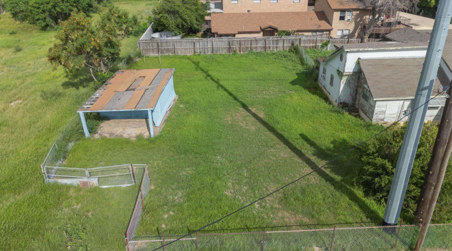 5114 & 5102 San Francisco Ave, Laredo, Texas 78041, 4 Bedrooms Bedrooms, 8 Rooms Rooms,2 BathroomsBathrooms,Residential,For Sale,5114 & 5102 San Francisco Ave,20263242