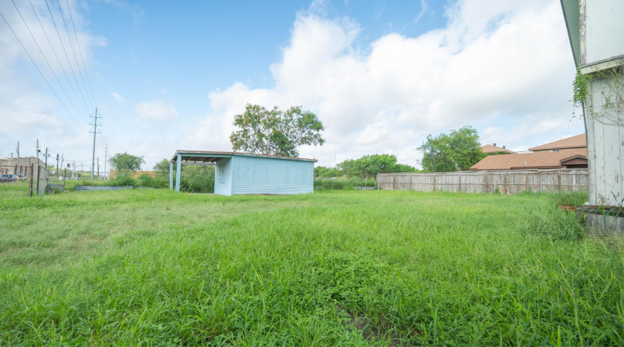 5114 & 5102 San Francisco Ave, Laredo, Texas 78041, 4 Bedrooms Bedrooms, 8 Rooms Rooms,2 BathroomsBathrooms,Residential,For Sale,5114 & 5102 San Francisco Ave,20263242