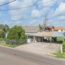 5114 & 5102 San Francisco Ave, Laredo, Texas 78041, 4 Bedrooms Bedrooms, 8 Rooms Rooms,2 BathroomsBathrooms,Residential,For Sale,5114 & 5102 San Francisco Ave,20263242