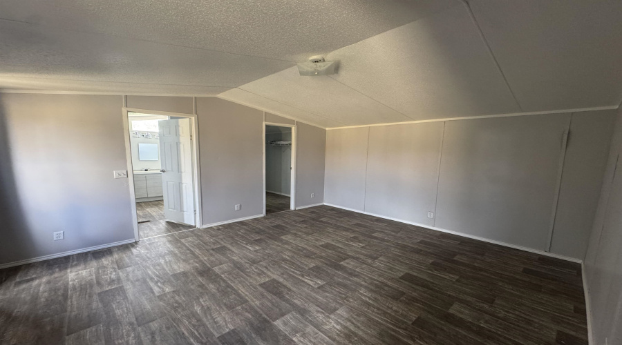 148 Ranch Rd, Laredo, Texas 78046, 3 Bedrooms Bedrooms, 5 Rooms Rooms,2 BathroomsBathrooms,Residential,For Rent,148 Ranch Rd,20263245