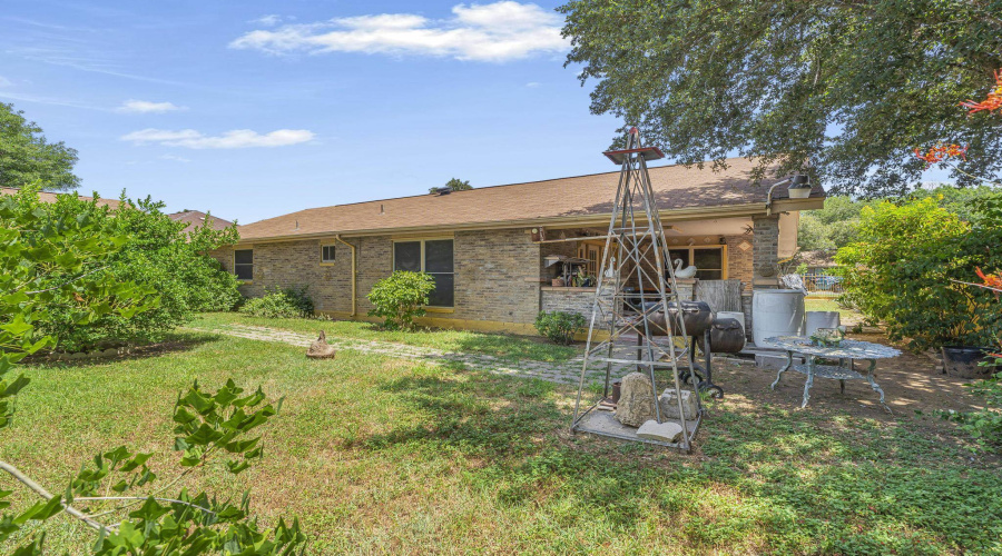 221 Idaho St, Laredo, Texas 78041-3212, 3 Bedrooms Bedrooms, 6 Rooms Rooms,2 BathroomsBathrooms,Residential,For Sale,221 Idaho St,20263246