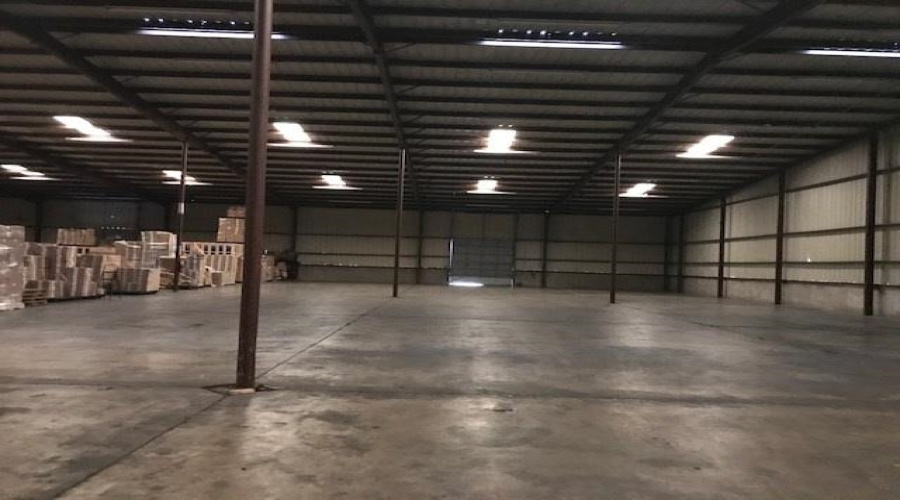 8519 Las Cruces Dr, LAREDO, Texas 78045, 1 Bedroom Bedrooms, 11 Rooms Rooms,2 BathroomsBathrooms,Commercial/industrial,For Rent,8519 Las Cruces Dr,20263253