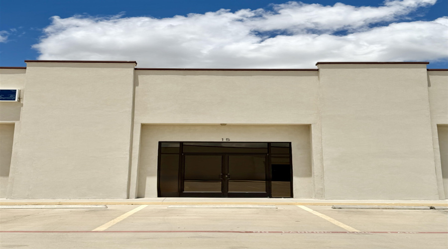 7110 Rocio Dr, Laredo, Texas 78041, 1 Room Rooms,1 BathroomBathrooms,Commercial retail/office,For Rent,7110 Rocio Dr,20263257