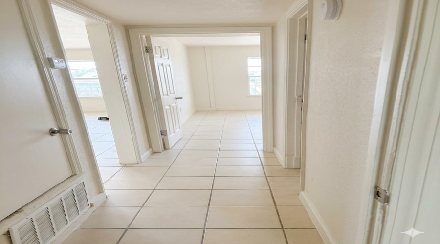 602 E Ash St, Laredo, Texas 78040, ,Multi-family,For Sale,602 E Ash St,20263264