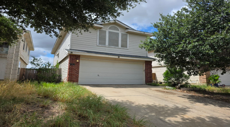 17527 Rock Port Rd, Laredo, Texas 78045, 3 Bedrooms Bedrooms, 6 Rooms Rooms,2 BathroomsBathrooms,Residential,For Sale,17527 Rock Port Rd,20263254
