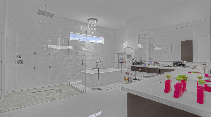 7304 Ezra Pound Dr, Laredo, Texas 78041, 4 Bedrooms Bedrooms, 7 Rooms Rooms,5 BathroomsBathrooms,Residential,For Sale,7304 Ezra Pound Dr,20263261