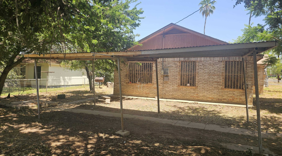 1819 Gustavus St, laredo, Texas 78043, 3 Bedrooms Bedrooms, 3 Rooms Rooms,2 BathroomsBathrooms,Residential,For Sale,1819 Gustavus St,20263265