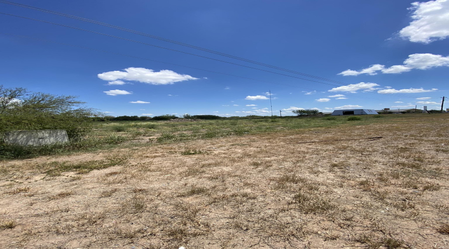 122 E U.S. Hwy 359, Hebbronville, Texas 78316, ,Land,For Sale,122 E U.S. Hwy 359,20263271