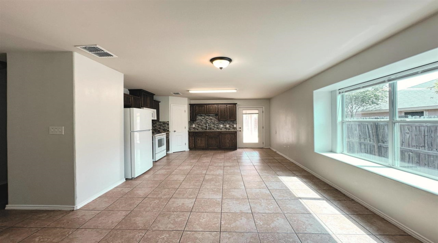 5516 Lost Hills Trail, Laredo, Texas 78041, 3 Bedrooms Bedrooms, 5 Rooms Rooms,2 BathroomsBathrooms,Residential,For Rent,5516 Lost Hills Trail,20263268