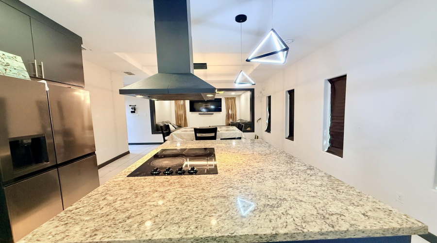 1614 Bilbao Dr., Laredo, Texas 78046, 3 Bedrooms Bedrooms, 6 Rooms Rooms,2 BathroomsBathrooms,Residential,For Sale,1614 Bilbao Dr.,20263269