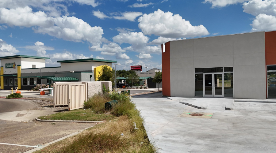 7518 McPherson Rd, Laredo, Texas 78041, 1 Room Rooms,Commercial retail/office,For Rent,7518 McPherson Rd,20263278