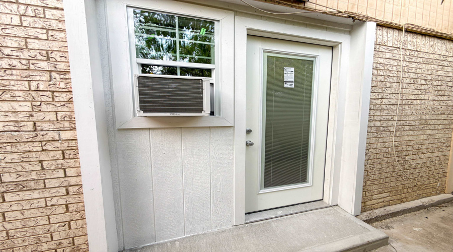 106 Florida St, Laredo, Texas 78041, 1 Bedroom Bedrooms, 2 Rooms Rooms,1 BathroomBathrooms,Residential,For Rent,106 Florida St,20263274