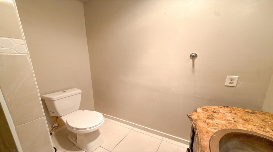 106 Florida St, Laredo, Texas 78041, 1 Bedroom Bedrooms, 2 Rooms Rooms,1 BathroomBathrooms,Residential,For Rent,106 Florida St,20263274