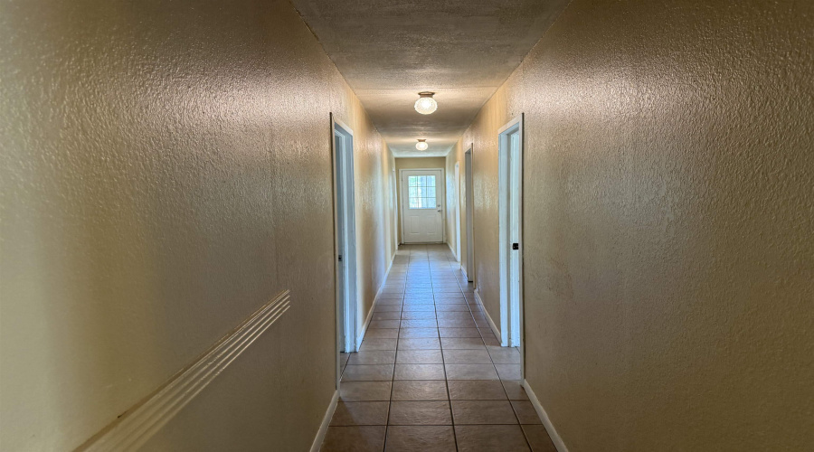 1406 Gustavus St, Laredo, Texas 78045, 3 Bedrooms Bedrooms, 5 Rooms Rooms,1 BathroomBathrooms,Residential,For Rent,1406 Gustavus St,20263275