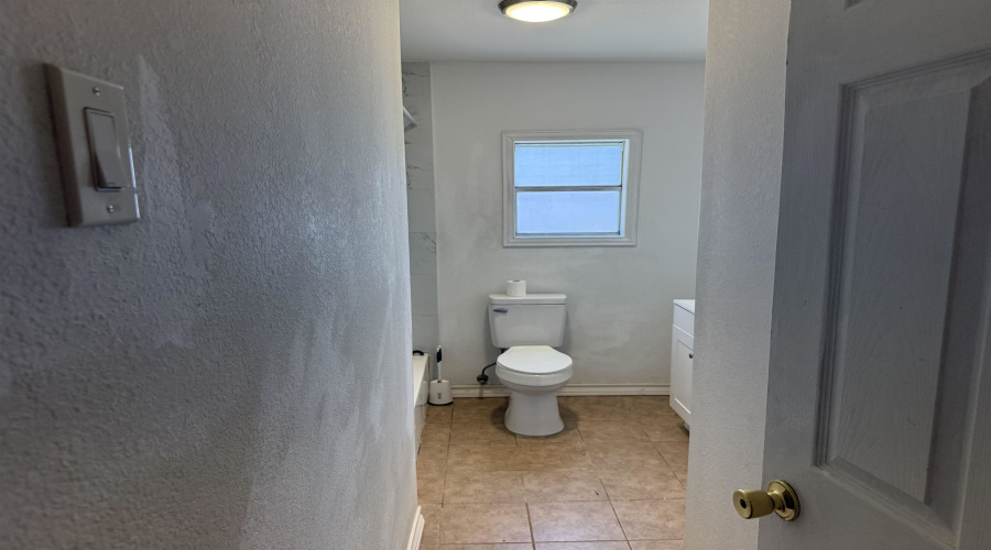 1406 Gustavus St, Laredo, Texas 78045, 3 Bedrooms Bedrooms, 5 Rooms Rooms,1 BathroomBathrooms,Residential,For Rent,1406 Gustavus St,20263275
