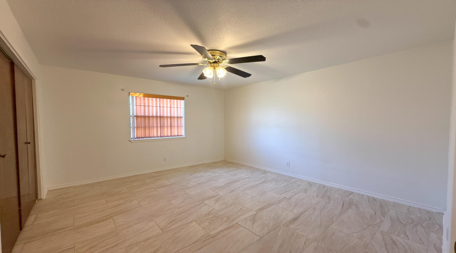 201 Gumwood Ln, Laredo, Texas 78041, 4 Bedrooms Bedrooms, 7 Rooms Rooms,2 BathroomsBathrooms,Residential,For Rent,201 Gumwood Ln,20263277