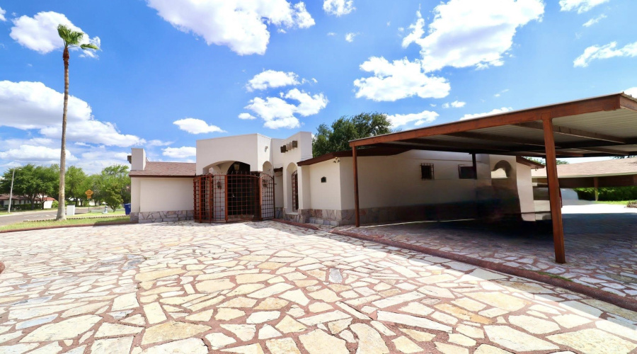 5506 Alabama Ave, Laredo, Texas 78041, 4 Bedrooms Bedrooms, 8 Rooms Rooms,2 BathroomsBathrooms,Residential,For Sale,5506 Alabama Ave,20263282