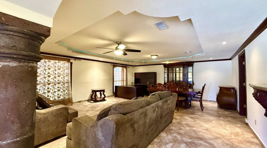 5506 Alabama Ave, Laredo, Texas 78041, 4 Bedrooms Bedrooms, 8 Rooms Rooms,2 BathroomsBathrooms,Residential,For Sale,5506 Alabama Ave,20263282