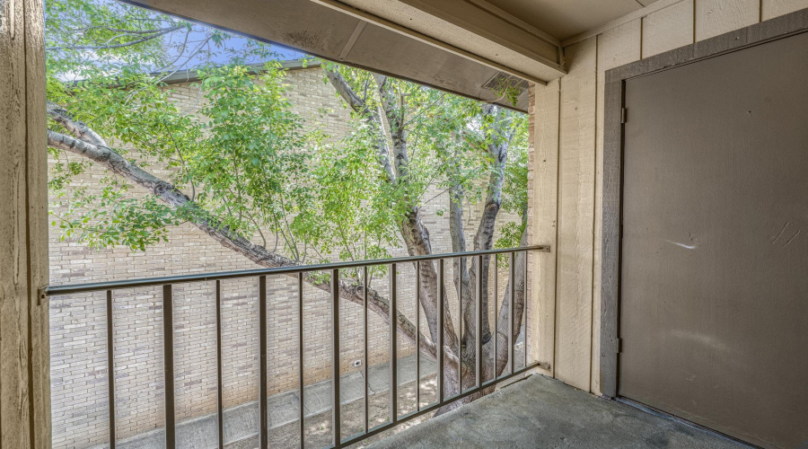 100 Hillside Rd, LAREDO, Texas 78041, 2 Bedrooms Bedrooms, 3 Rooms Rooms,1 BathroomBathrooms,Residential,For Sale,100 Hillside Rd,20263286