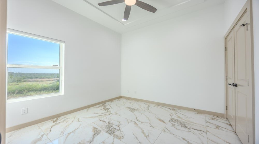 3912 Texas Dr., LAREDO, Texas 78046, 4 Bedrooms Bedrooms, 6 Rooms Rooms,3 BathroomsBathrooms,Residential,For Rent,3912 Texas Dr.,20263287