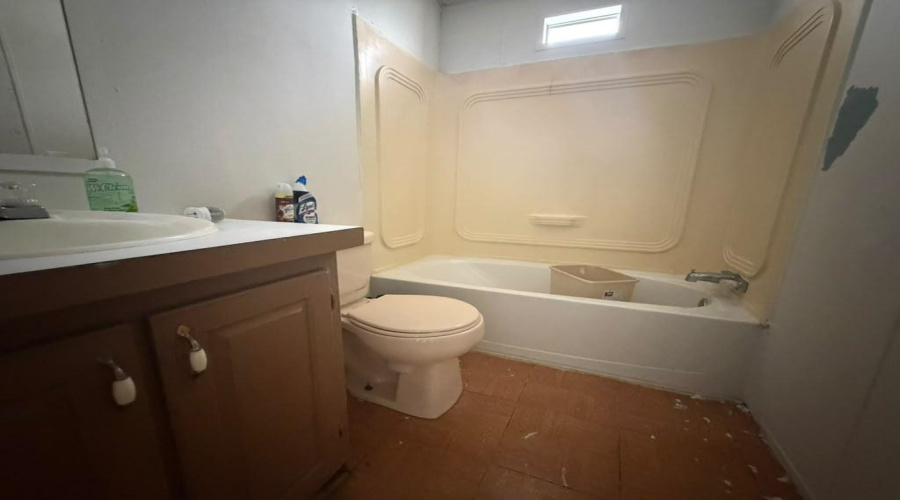 814 Flag St, LAREDO, Texas 78043, 3 Bedrooms Bedrooms, 5 Rooms Rooms,2 BathroomsBathrooms,Residential,For Sale,814 Flag St,20263290