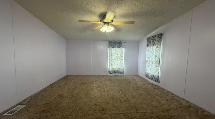 814 Flag St, LAREDO, Texas 78043, 3 Bedrooms Bedrooms, 5 Rooms Rooms,2 BathroomsBathrooms,Residential,For Sale,814 Flag St,20263290