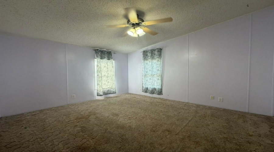 814 Flag St, LAREDO, Texas 78043, 3 Bedrooms Bedrooms, 5 Rooms Rooms,2 BathroomsBathrooms,Residential,For Rent,814 Flag St,20263291