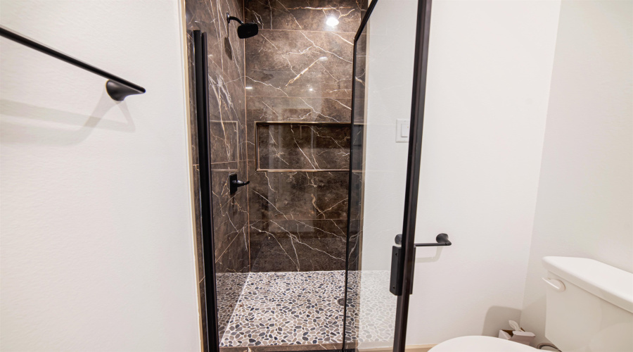 1607 Secretaria Ln., Laredo, Texas 78046, 3 Bedrooms Bedrooms, 5 Rooms Rooms,2 BathroomsBathrooms,Residential,For Sale,1607 Secretaria Ln.,20263292