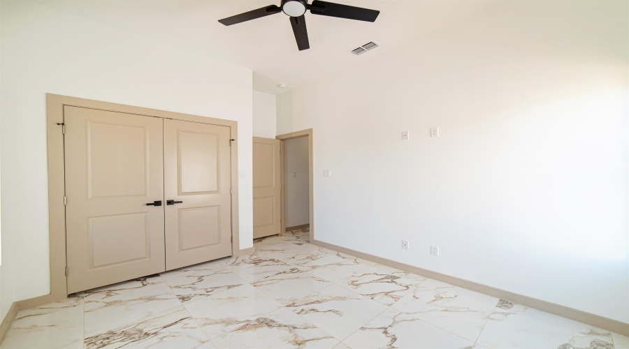 1607 Secretaria Ln., Laredo, Texas 78046, 3 Bedrooms Bedrooms, 5 Rooms Rooms,2 BathroomsBathrooms,Residential,For Sale,1607 Secretaria Ln.,20263292