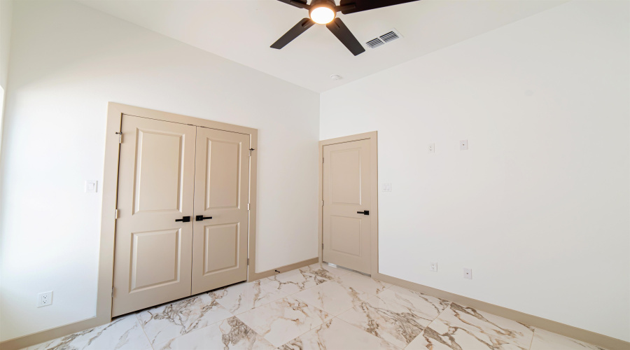 1607 Secretaria Ln., Laredo, Texas 78046, 3 Bedrooms Bedrooms, 5 Rooms Rooms,2 BathroomsBathrooms,Residential,For Sale,1607 Secretaria Ln.,20263292