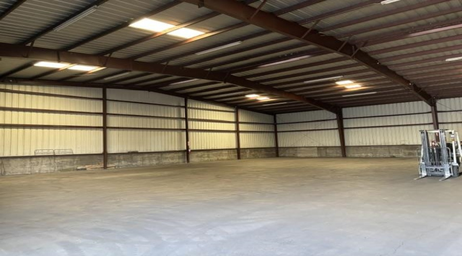 14406 Investment Ave, LAREDO, Texas 78045-000, 1 Bedroom Bedrooms, 1 Room Rooms,3 BathroomsBathrooms,Commercial/industrial,For Rent,14406 Investment Ave,20263293