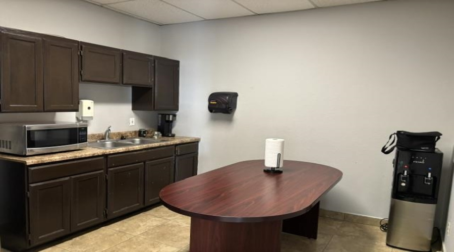 14406 Investment Ave, LAREDO, Texas 78045-000, 1 Bedroom Bedrooms, 1 Room Rooms,3 BathroomsBathrooms,Commercial/industrial,For Rent,14406 Investment Ave,20263293