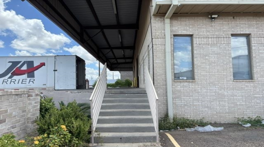 14406 Investment Ave, LAREDO, Texas 78045-000, 1 Bedroom Bedrooms, 1 Room Rooms,3 BathroomsBathrooms,Commercial/industrial,For Rent,14406 Investment Ave,20263293