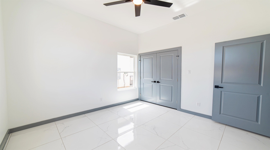 1609 Secretaria Ln., Laredo, Texas 78046, 3 Bedrooms Bedrooms, 5 Rooms Rooms,2 BathroomsBathrooms,Residential,For Sale,1609 Secretaria Ln.,20263296