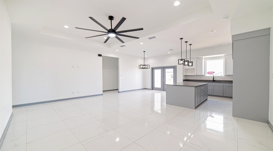 1609 Secretaria Ln., Laredo, Texas 78046, 3 Bedrooms Bedrooms, 5 Rooms Rooms,2 BathroomsBathrooms,Residential,For Sale,1609 Secretaria Ln.,20263296